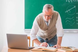 Edad de Jubilación para Profesores: Guía Completa
