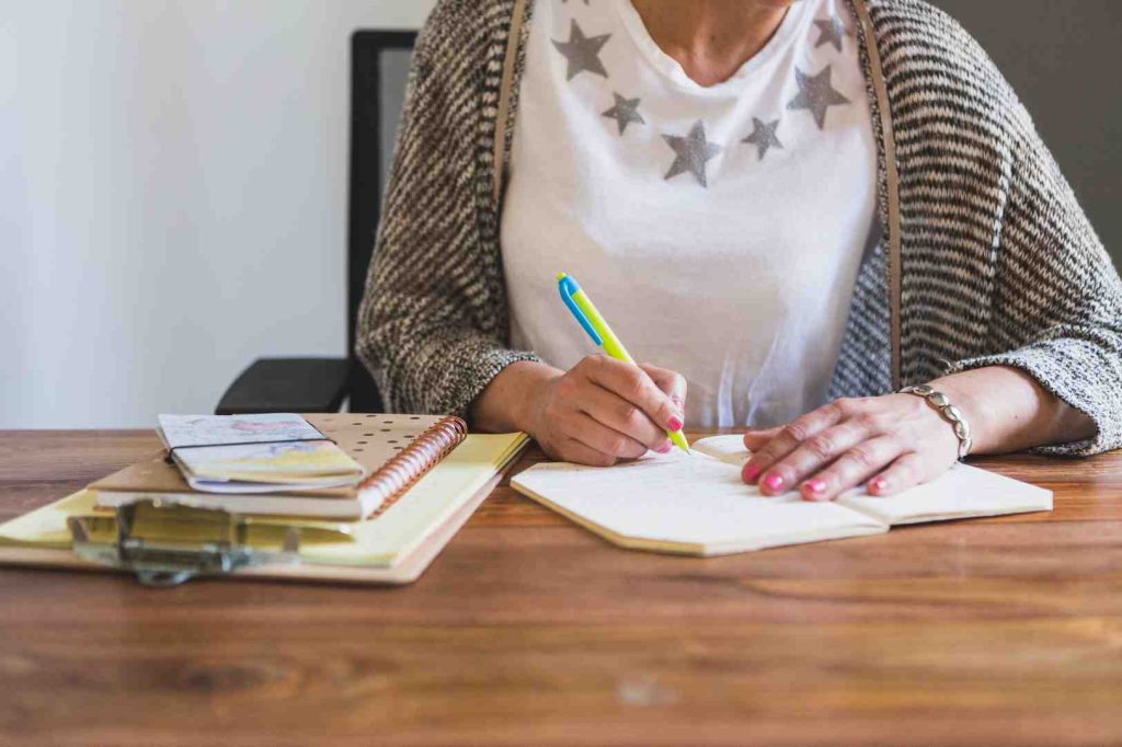 Guía Rápida: Crear Informe Escolar para Profesores