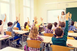 Cómo jugar al veo veo con niños de forma divertida y educativa