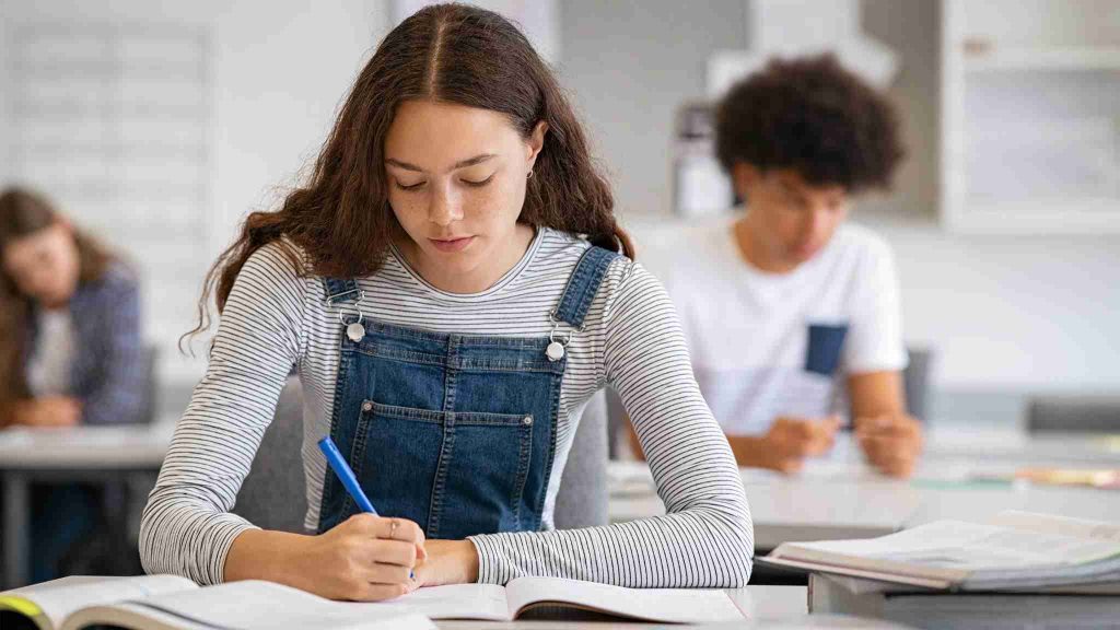 10 Derechos Esenciales del Estudiante en la Escuela