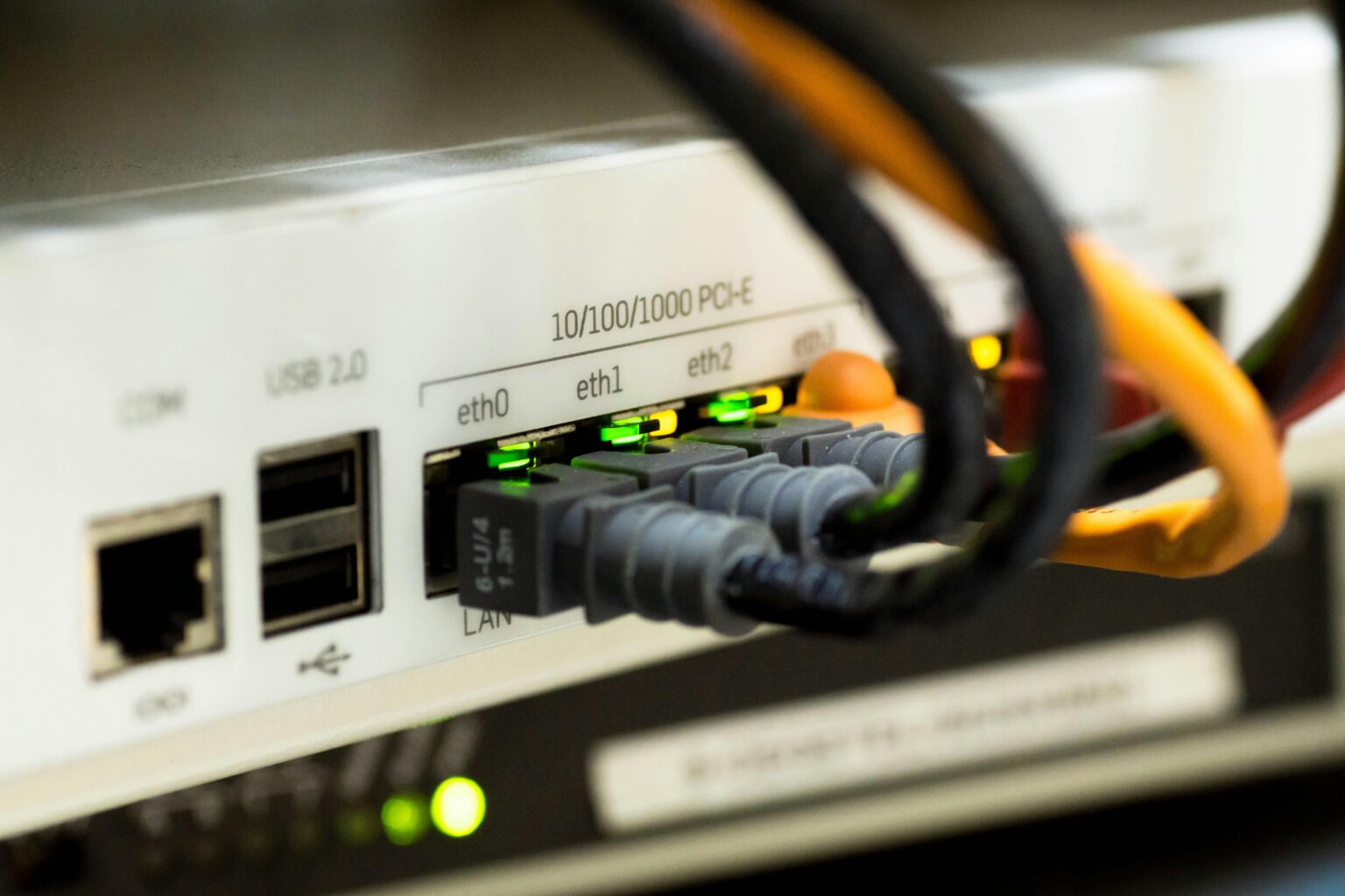 Log in Huawei router: configure Wi-Fi