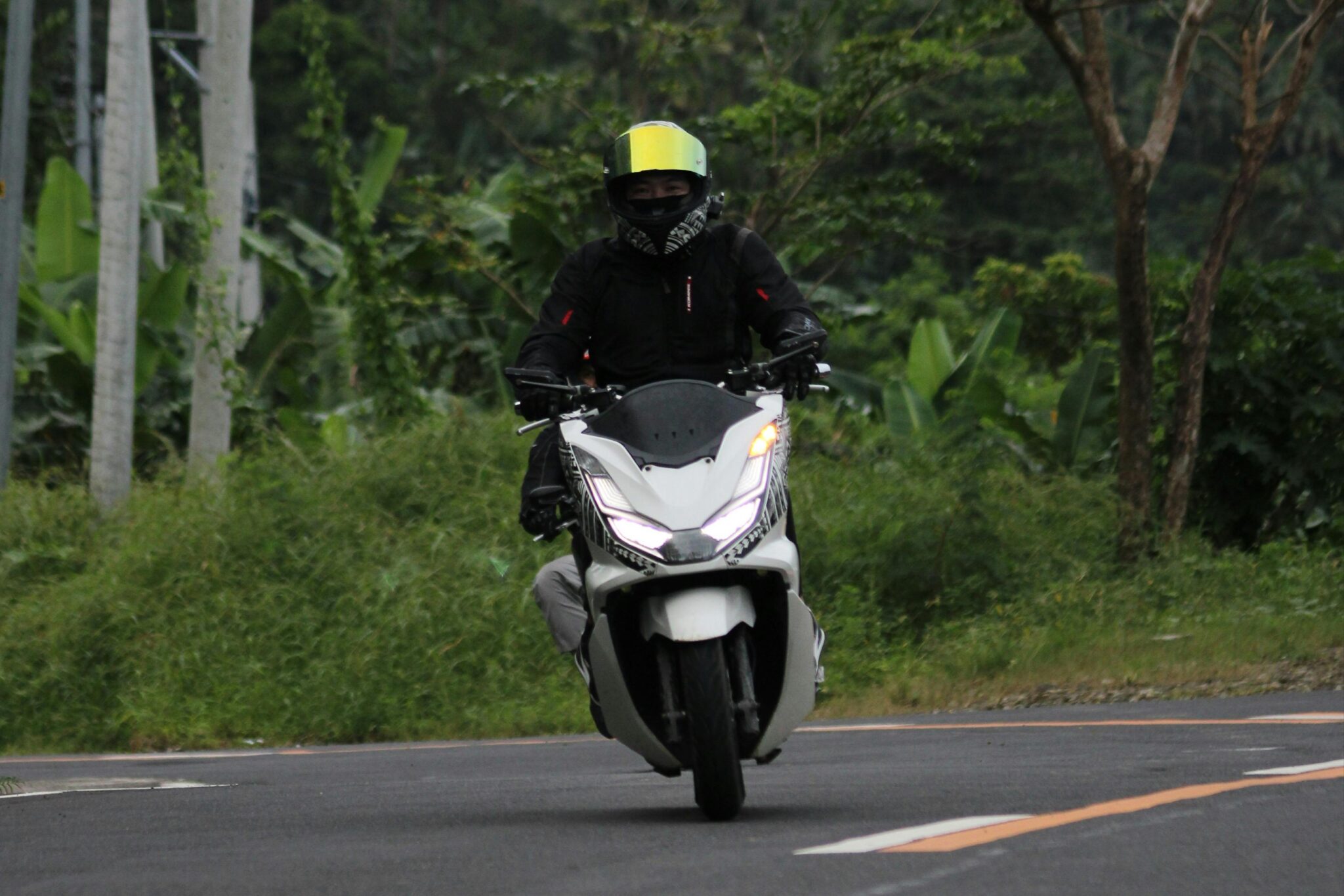 Earn Money on Traffic Rider: Tips and Tricks