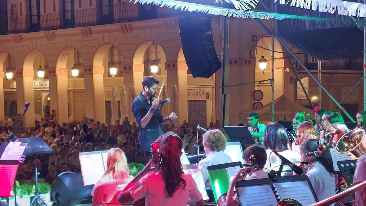 Actuación Banda de Música de Huesca
