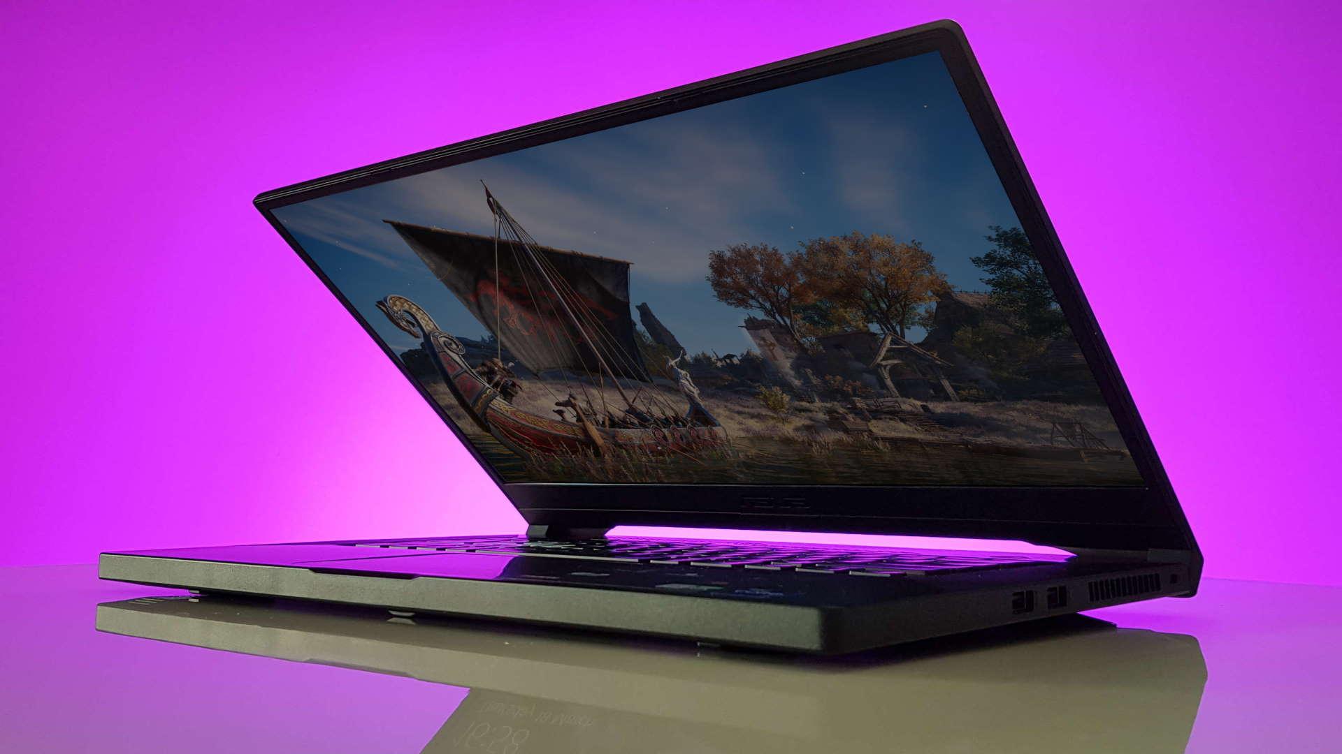 Laptop gamer ASUS TUF vista lateral