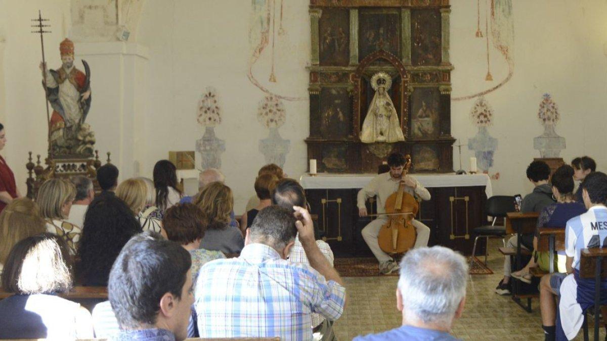 Concierto en la ermita de Escobar de Campos