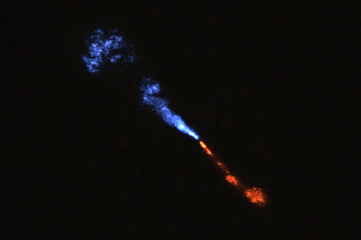 Disco protoplanetario observado durante el nacimiento de un sistema solar