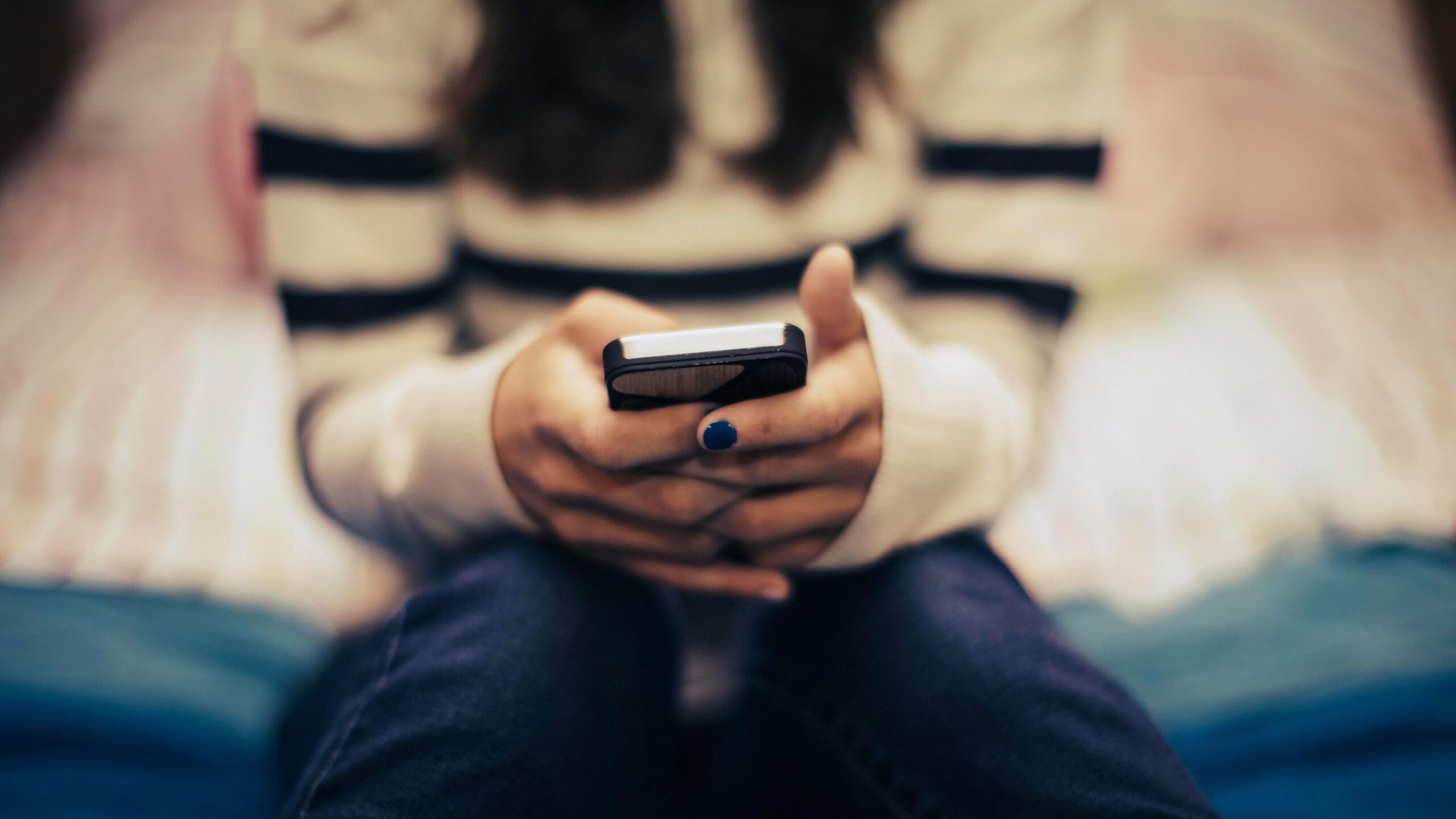 Sanciones por incumplir la prohibición de redes sociales en Australia