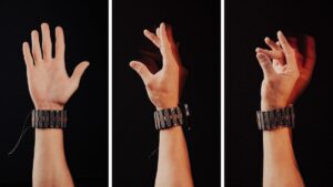 Pulsera para controlar dispositivos con la mente