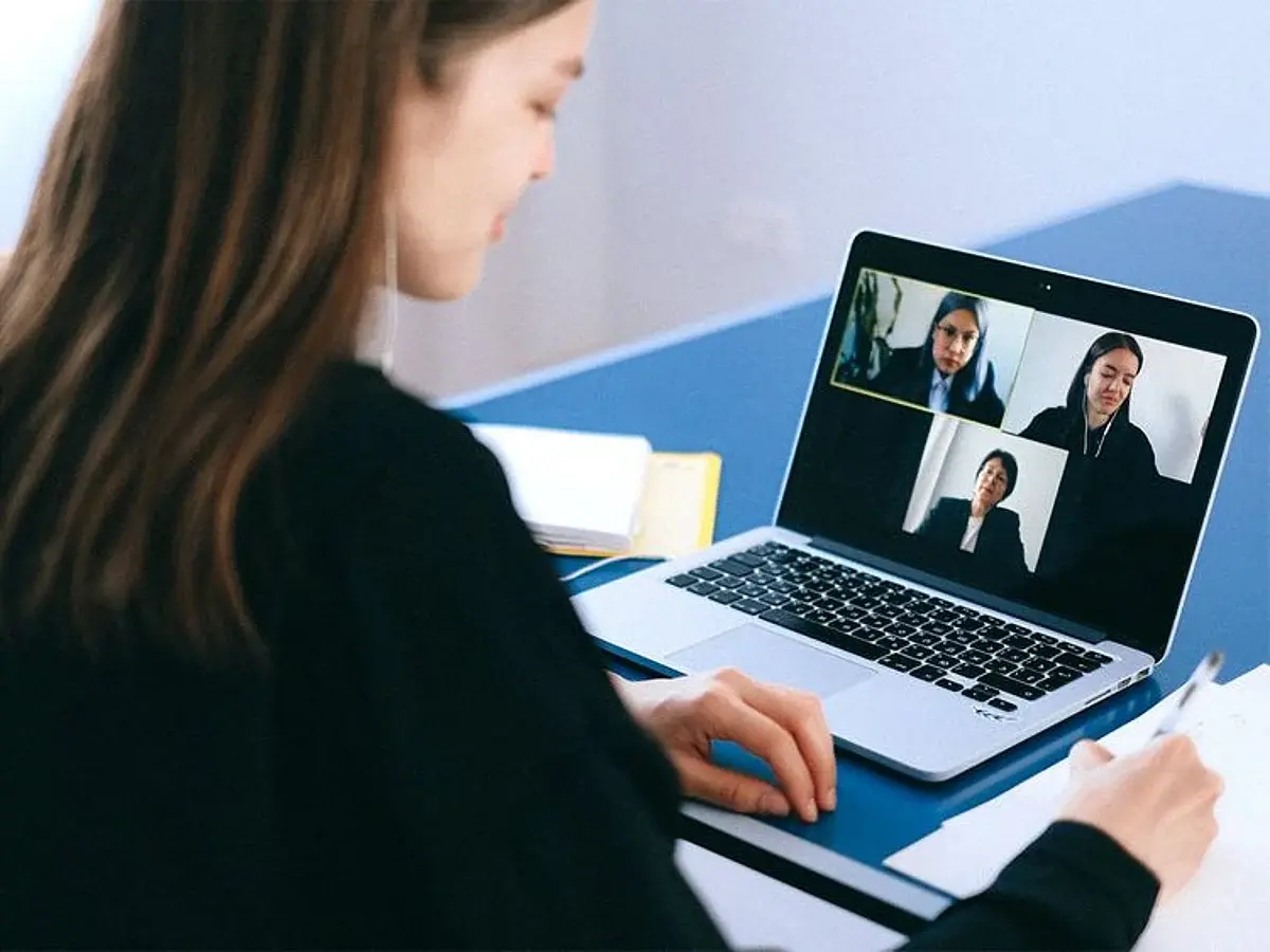 Zoom AI Companion conectando apps externas