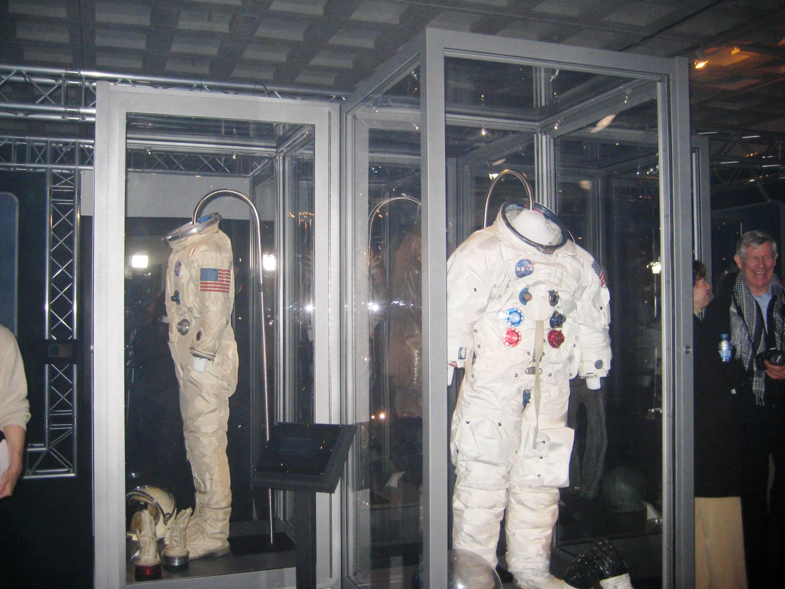 Familia y aventura espacial