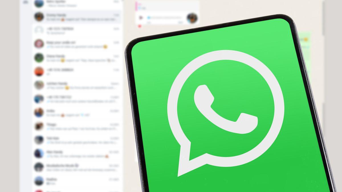 Ejemplo de uso del contestador de WhatsApp