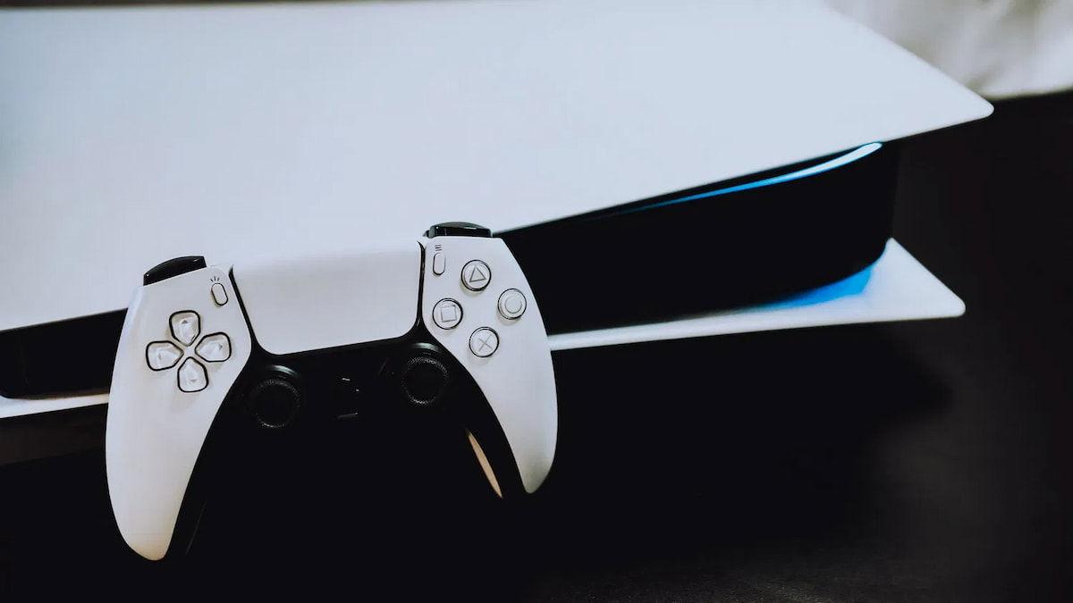 Detalle de la carcasa de PS5 Slim