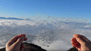 hielo genera electricidad