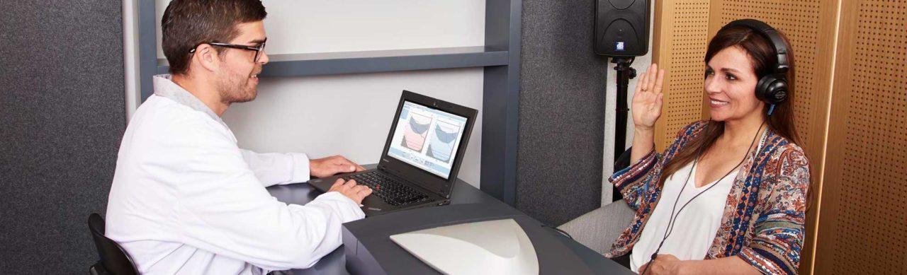 uso de auriculares en estudiantes universitarios