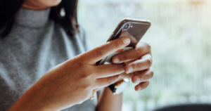 Diseño adictivo de Facebook e Instagram