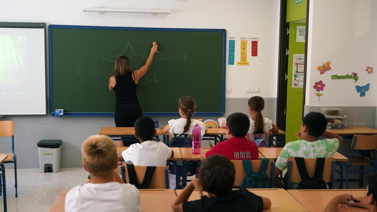 Estudiantes con tecnología