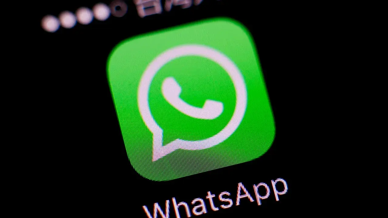 Punto verde en la ficha de contacto Ubicación del estado en línea