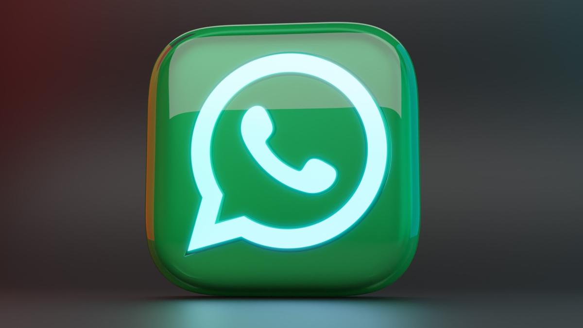 WhatsApp editor de imágenes IA