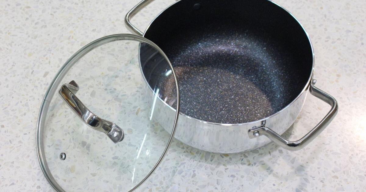 Detalle de tapa de olla