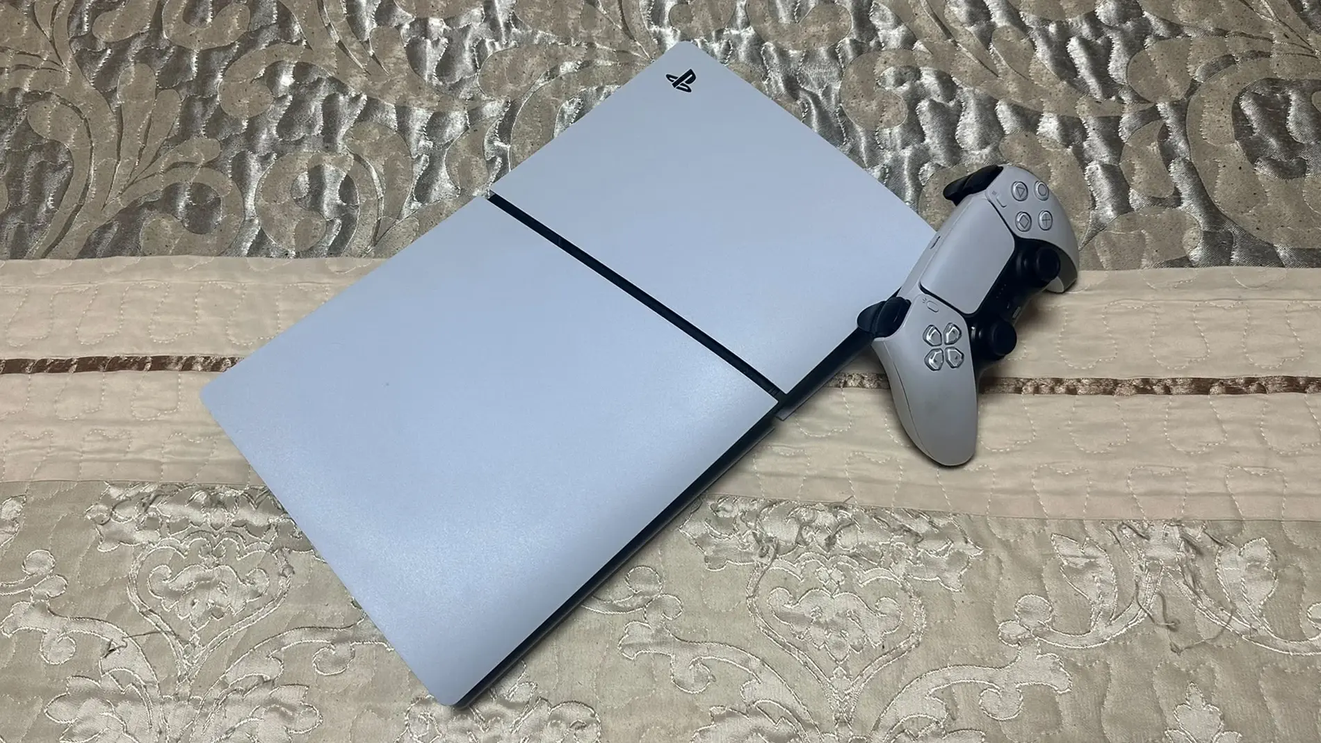 PS5 Slim PS5 Slim