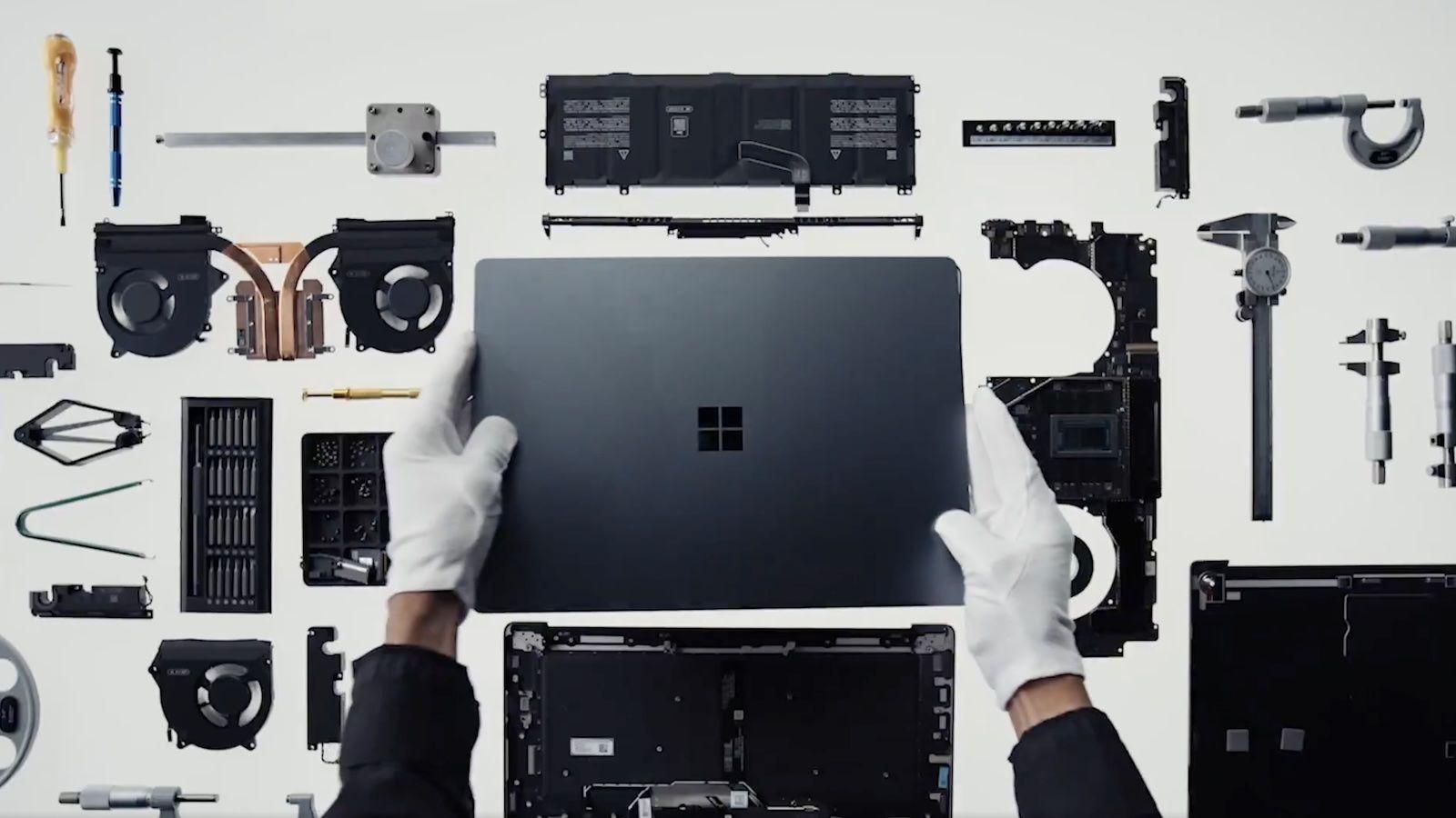 Surface Laptop Ultra con puertos y pantalla